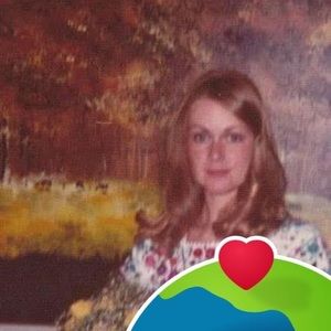 Meet your Posher, Claudia